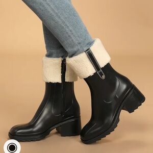 Lulus Black and Cream Winter Boots size 7